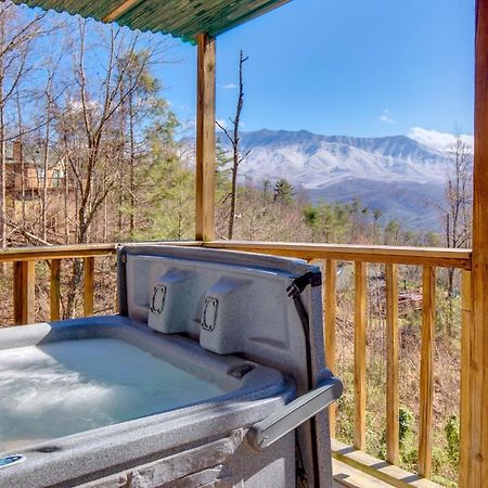 Smoky Mountain Dreams Villa Gatlinburg Exterior photo