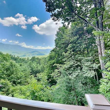 Smoky Mountain Dreams Villa Gatlinburg Exterior photo