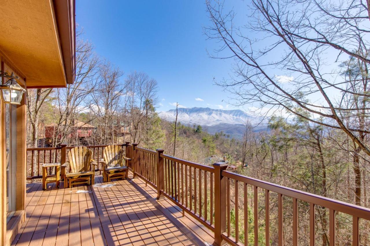 Smoky Mountain Dreams Villa Gatlinburg Exterior photo